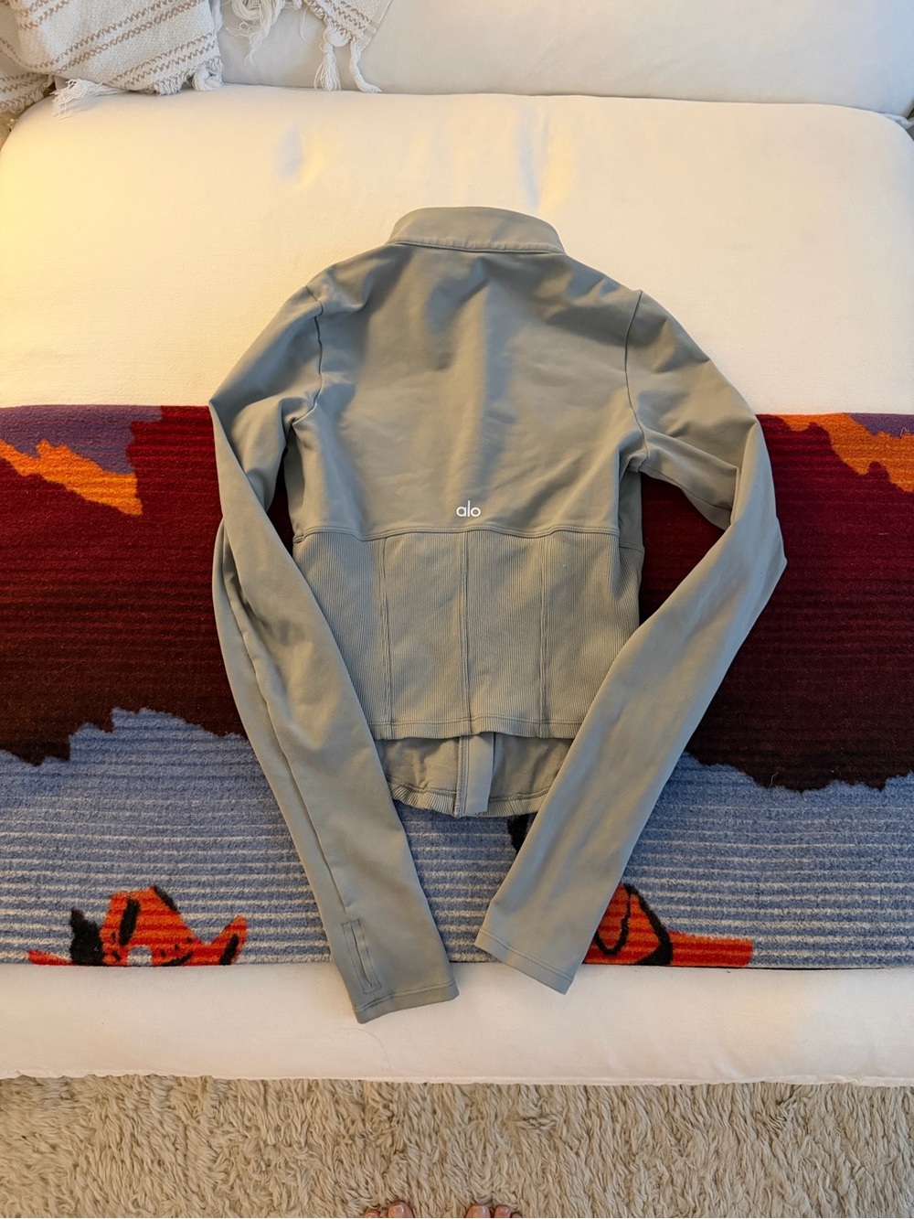 Alo Women’s Light Gray Zip-Up Jacket - Picture 2 of 2